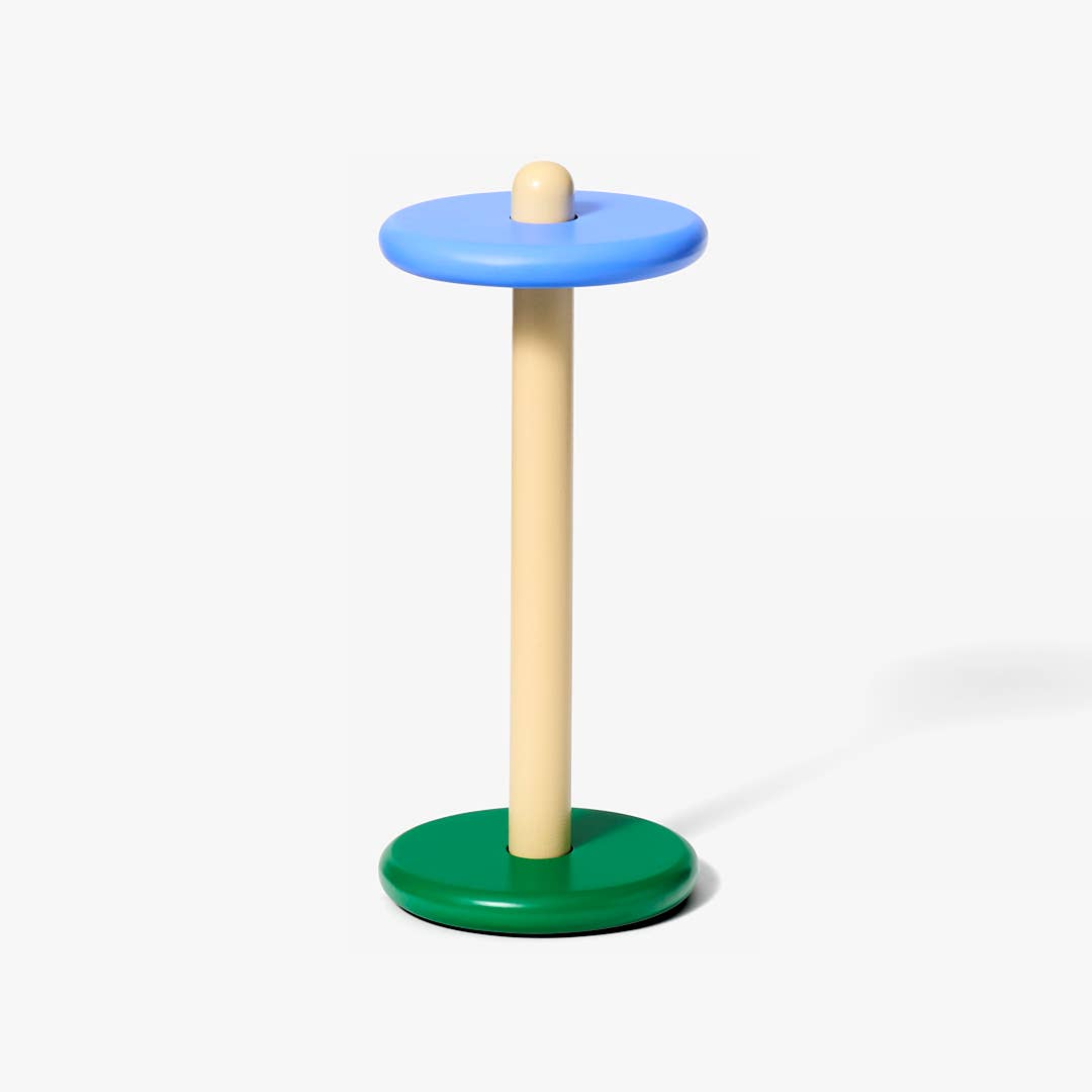 Spool Paper Towel Roll