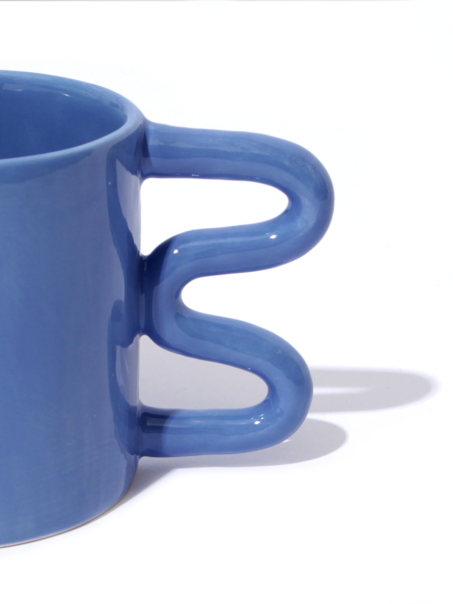 Wavy Mug in Cornflower